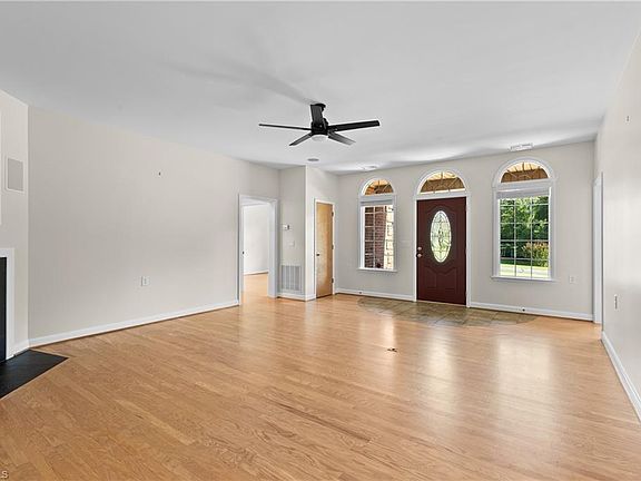 4th image of 1080 Nauvoo Ridge Dr