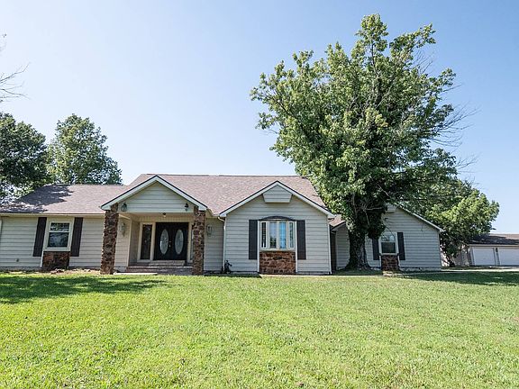 3rd image of 3943 County Road 5400