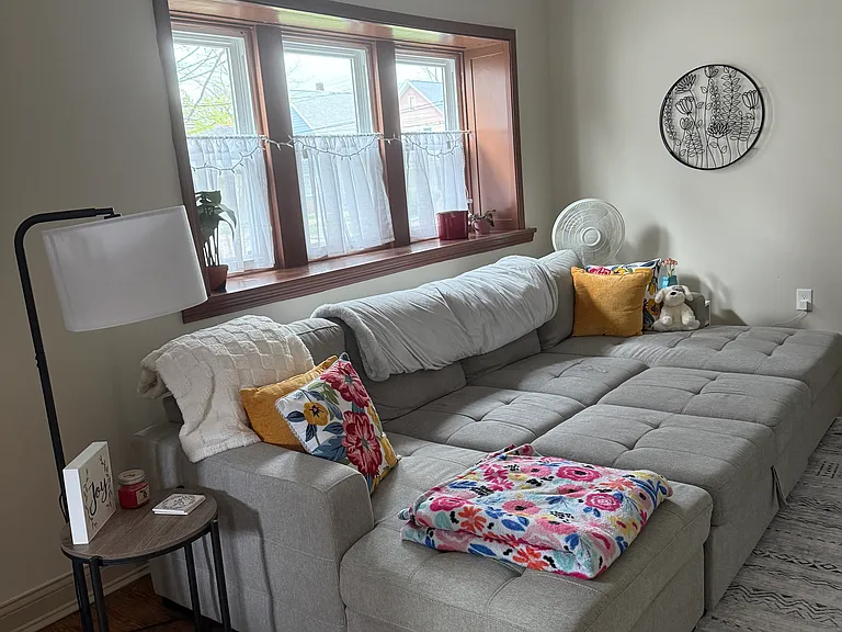 805 Seymour Ave — Photo 3