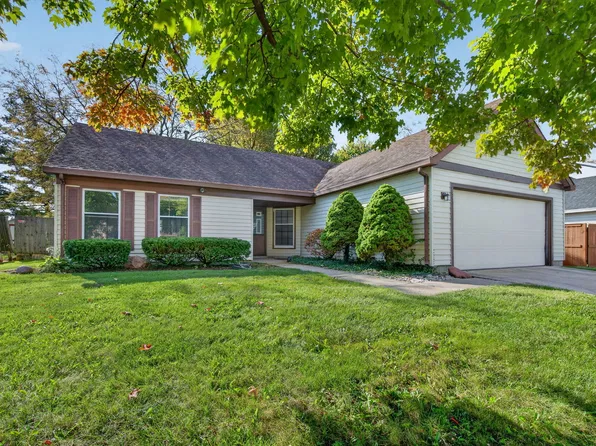 1840 Shetland Dr, Wheaton, IL 60189