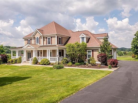 2nd image of 734 Lindwood Dr