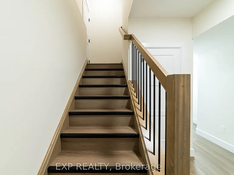 266 Hesselman Cres #BASEMENT — Photo 6