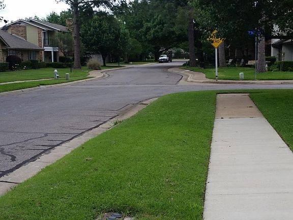 2nd image of 608 Saint Charles Dr