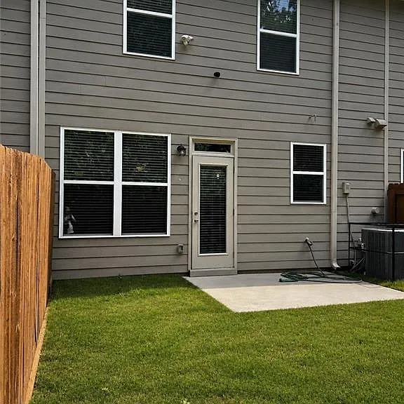 5336 Brooklands Dr — Photo 2
