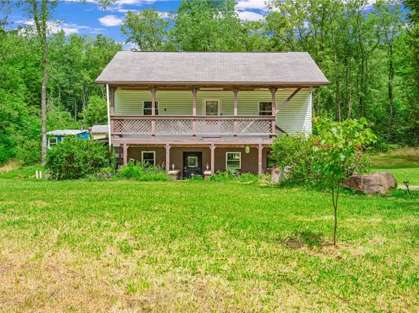 128 Lower Listonburg Rd, Confluence, PA 15424