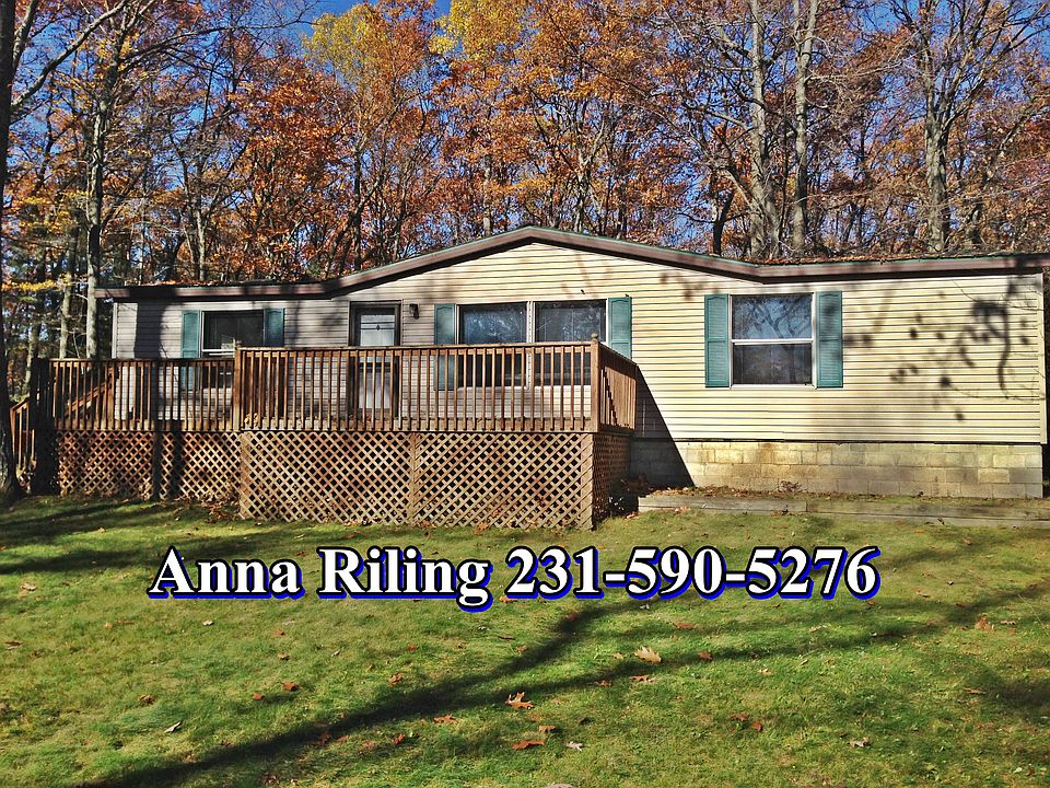 1st image of 7670 W Basford Lake Dr