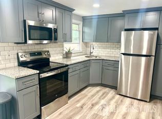 213 Temple Way #2, Colonia, NJ 07067