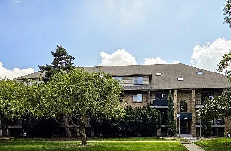 Mature trees and manicured grounds welcome you home to Capitol View.