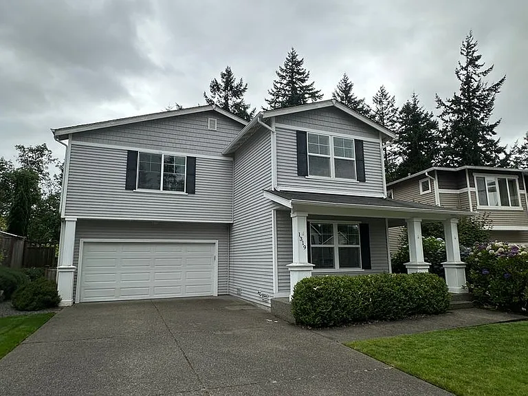 1319 Foreman Rd — Photo 1
