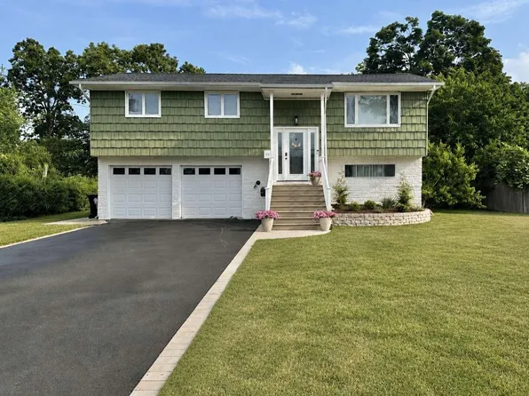 122 Jordan Street, Bay Shore, NY 11706