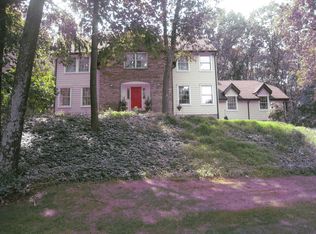 8 Clearview Dr, Long Valley, NJ 07853
