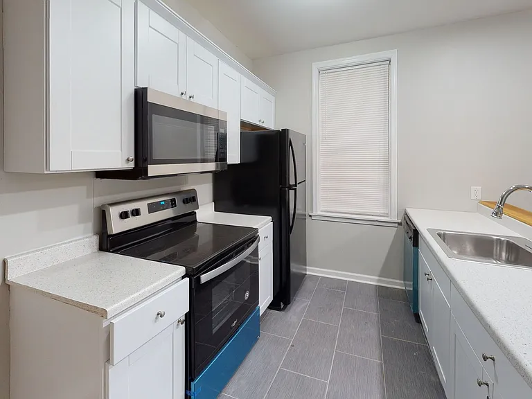 1823 North 33rd Street — Photo 10