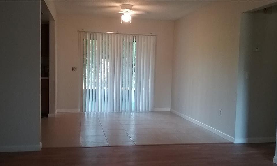 2nd image of 102 Admiral Cir APT B