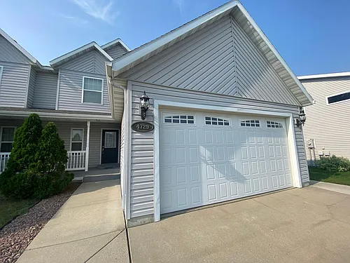 4729 Clock Tower Ln S Photo 1