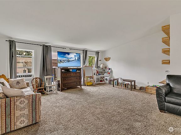 4th image of 2805 76th Avenue SW #8