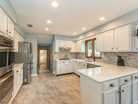 2nd image of 12 Kristen Dr