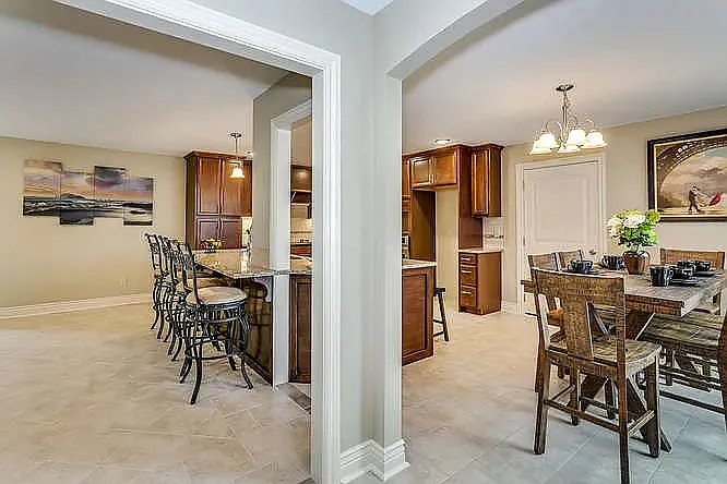 2307 N Hathway Cir — Photo 3