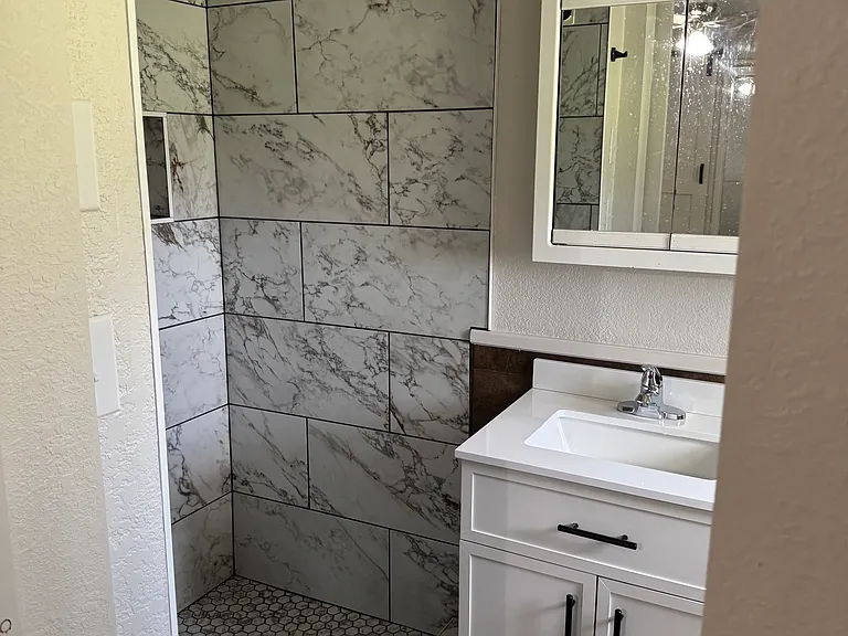 204 Rock Jail Rd — Photo 2