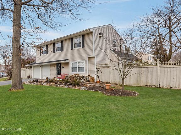 2nd image of 6 Griggs Dr