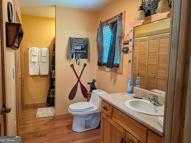 565 Ross Ridge Rd — Photo 14