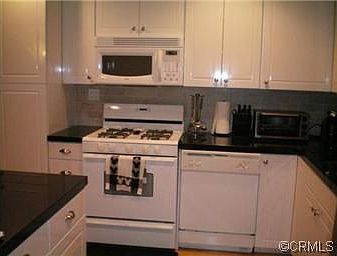 5th image of 244 E Palmdale Ave