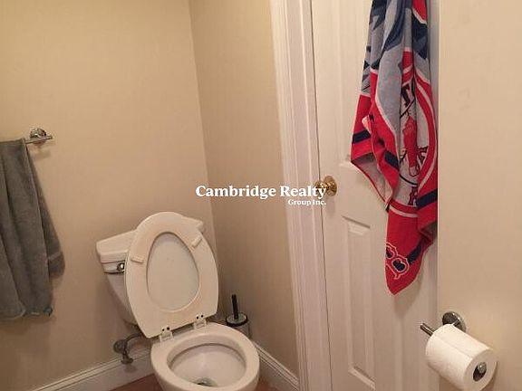 4th image of 887 Huntington Ave #T-1