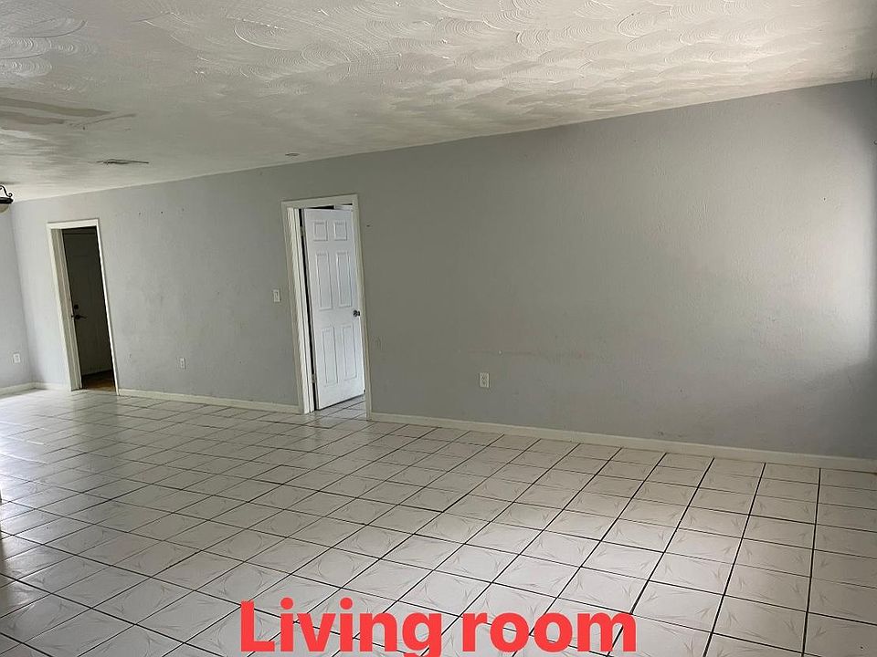 1st image of 4522 NW 14th Ave