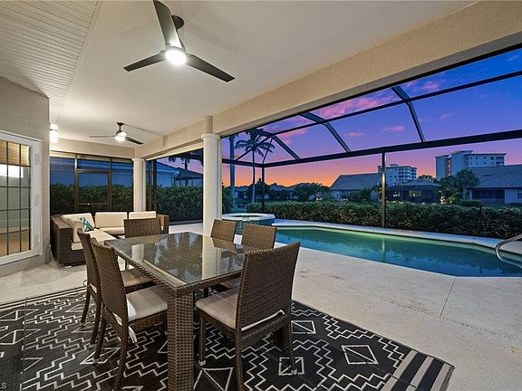 3rd image of 14930 Laguna DR