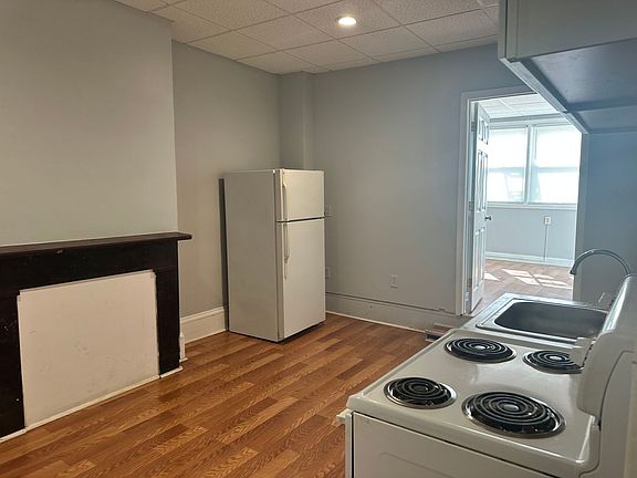 2nd image of 2404 N Charles St