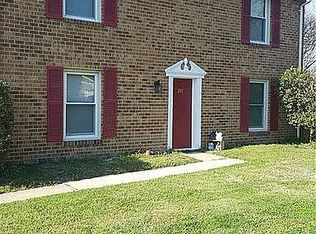 200 Loch Cir, Hampton, VA 23669