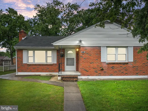 233 Molden Dr, Winchester, VA 22601