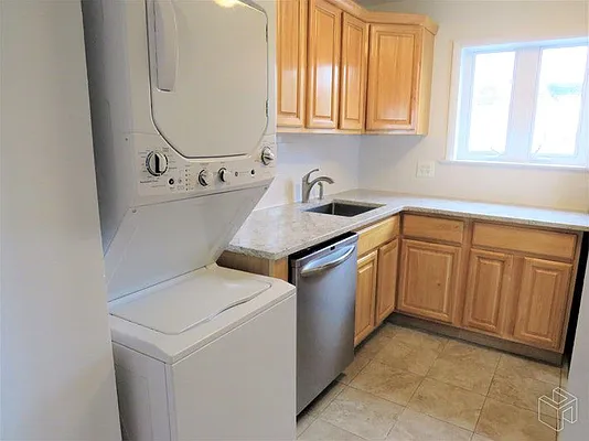 Rented by Halstead Real Estate | media 2