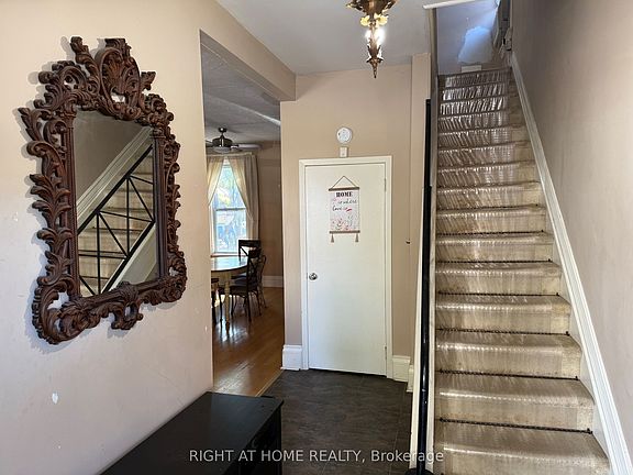3rd image of 551 Bethune St