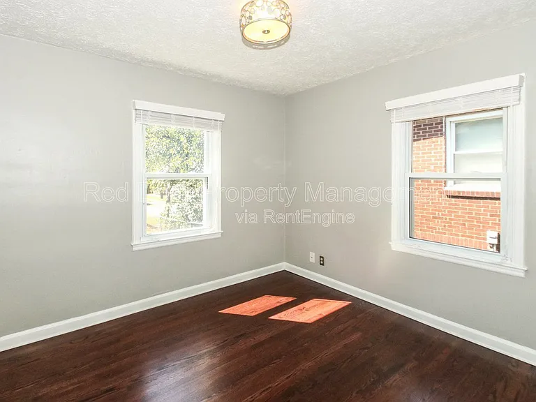 1723 Broad Ripple Ave — Photo 16