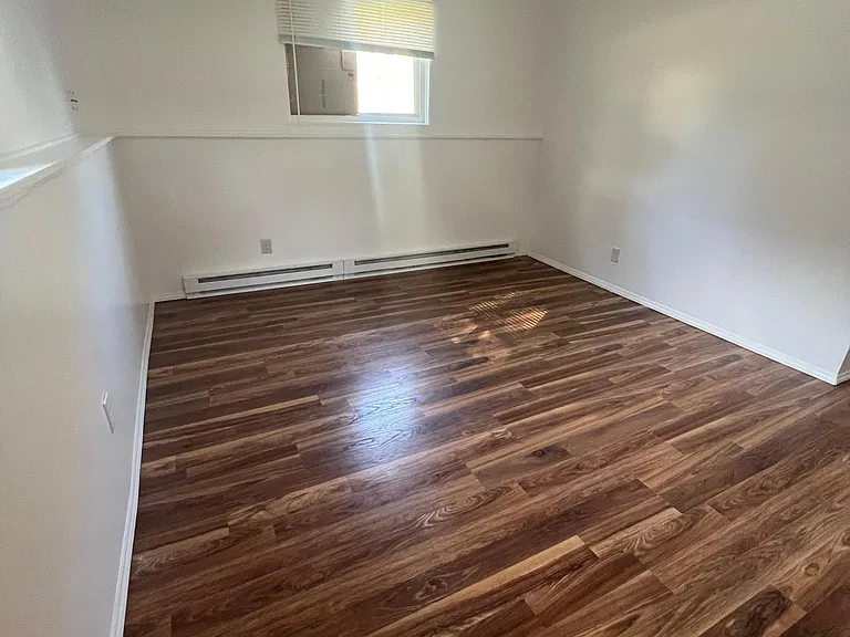 212 N Grace St — Photo 7