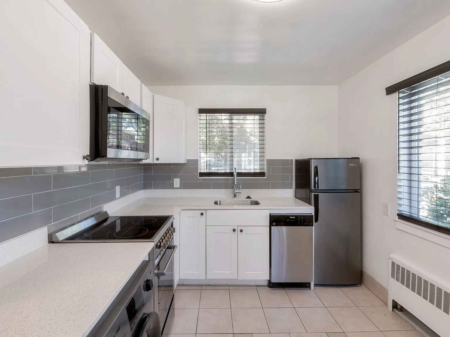 7th & 7th Apartments — Photo 4