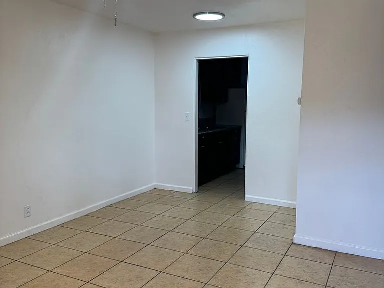 4327 Altadena Ave — Photo 3