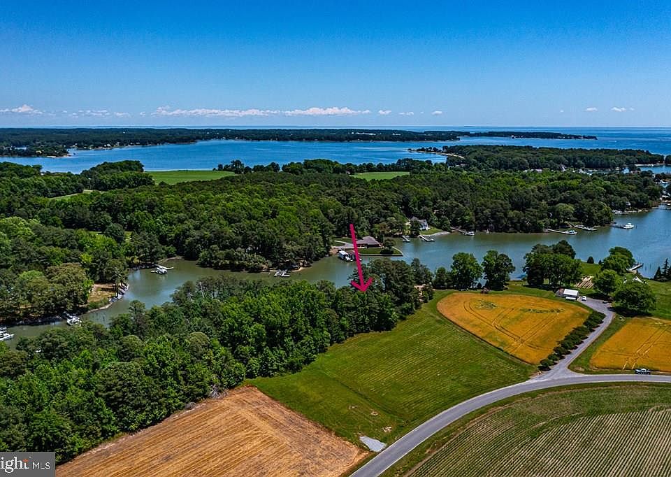 1st image of 7 Cranes Creek Harbor Dr