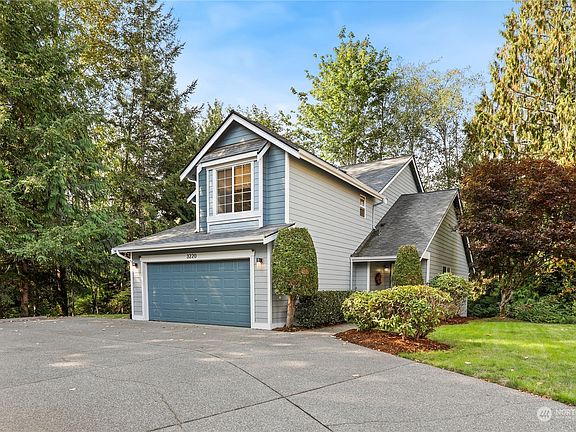 2nd image of 3220 Bryce Drive