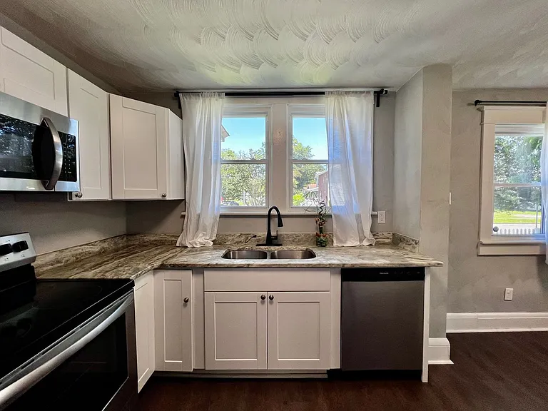3436 Chesapeake Blvd — Photo 12