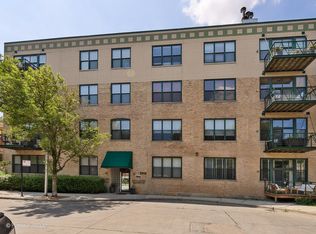 2512 N Bosworth Ave APT 107, Chicago, IL