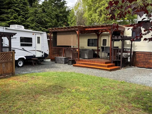 2650 Turnbull Rd #G9, Nanaimo, BC V9K 2R2