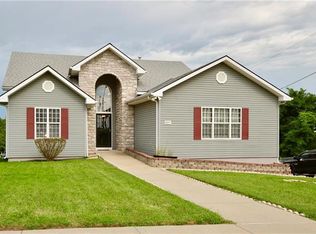 4147 Woodland Ave, Kansas City, MO 64130