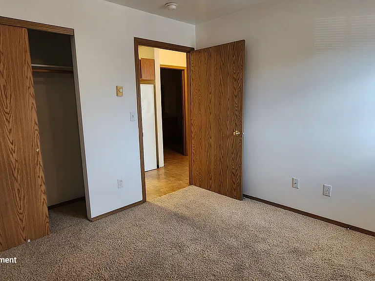 27 Diane Rd #B — Photo 8