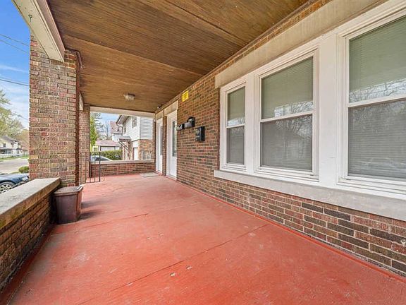 5th image of 1315 School St