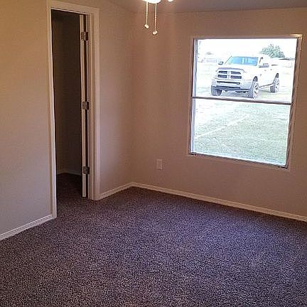 3rd image of 100 Sundown Ct
