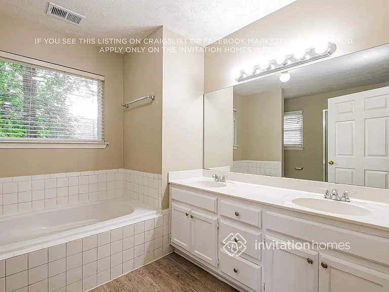 1570 Canberra Dr — Photo 12