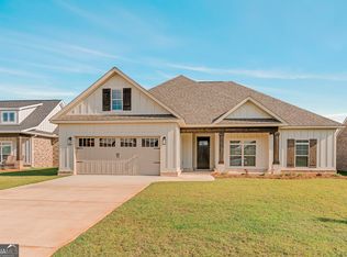 102 Rolling Meadow Way, Kathleen, GA 31047