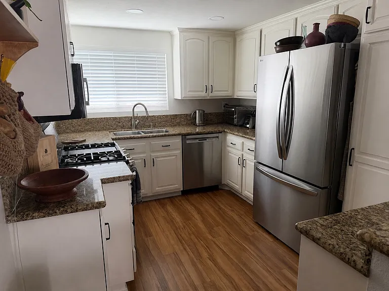 9949 Maya Linda Rd #32 — Photo 3