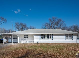 4836 SW 18th Ter, Topeka, KS 66604